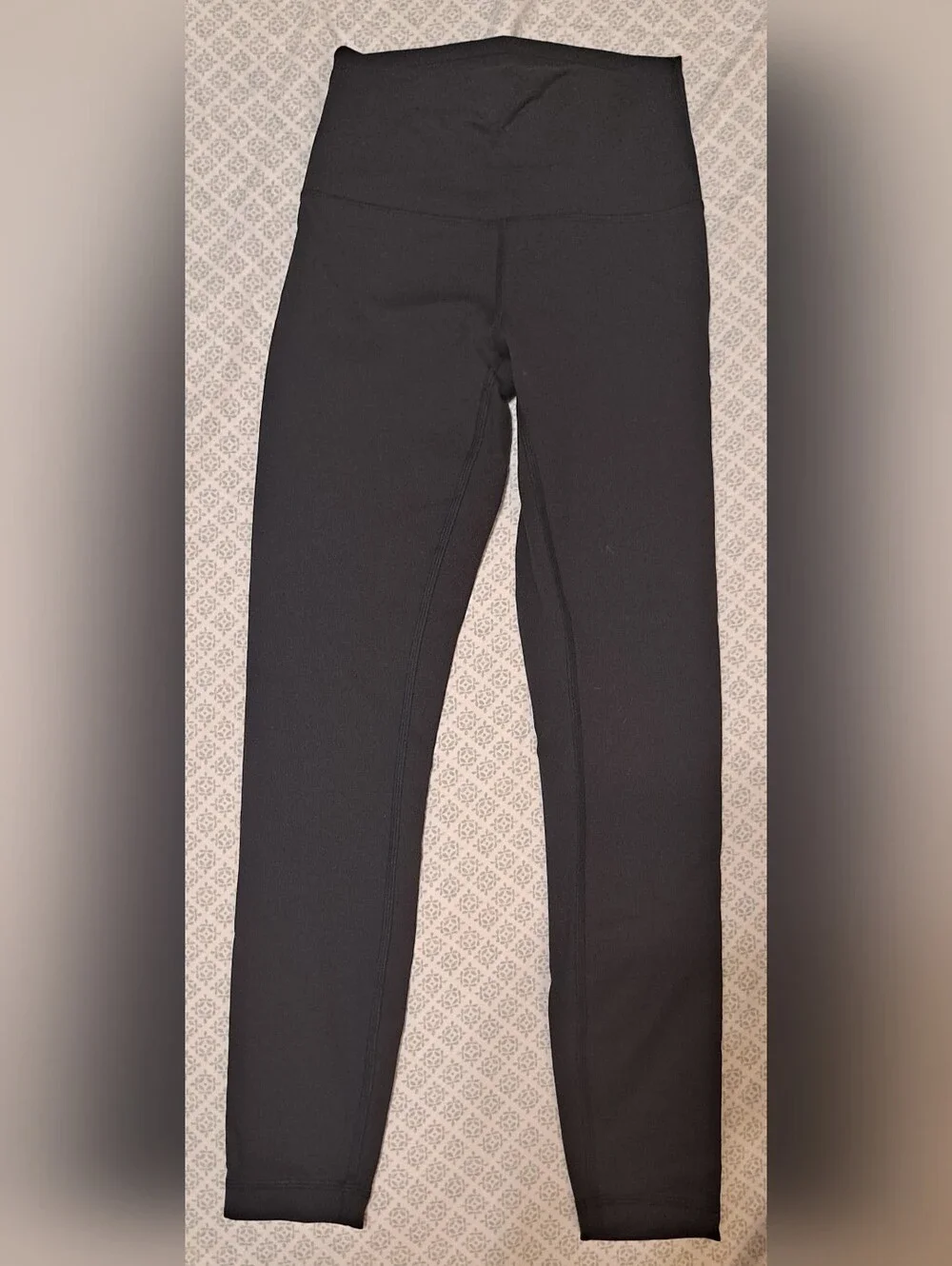 Lululemon High-Waist Black Women's Leggings Sz 4